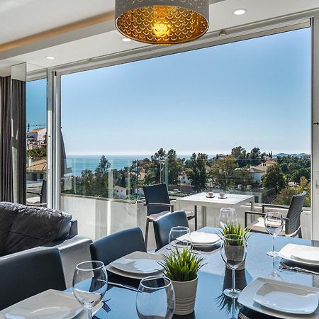 Private Luxurious Hillside Villa With Pool & Sea Views For 8 To 10 Ppl Фуэнхирола Экстерьер фото